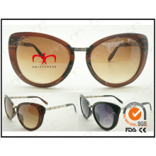 New Design UV400 Plastci Sunglasses with Butterfly Shape and Metal Decoration (WSP505189)